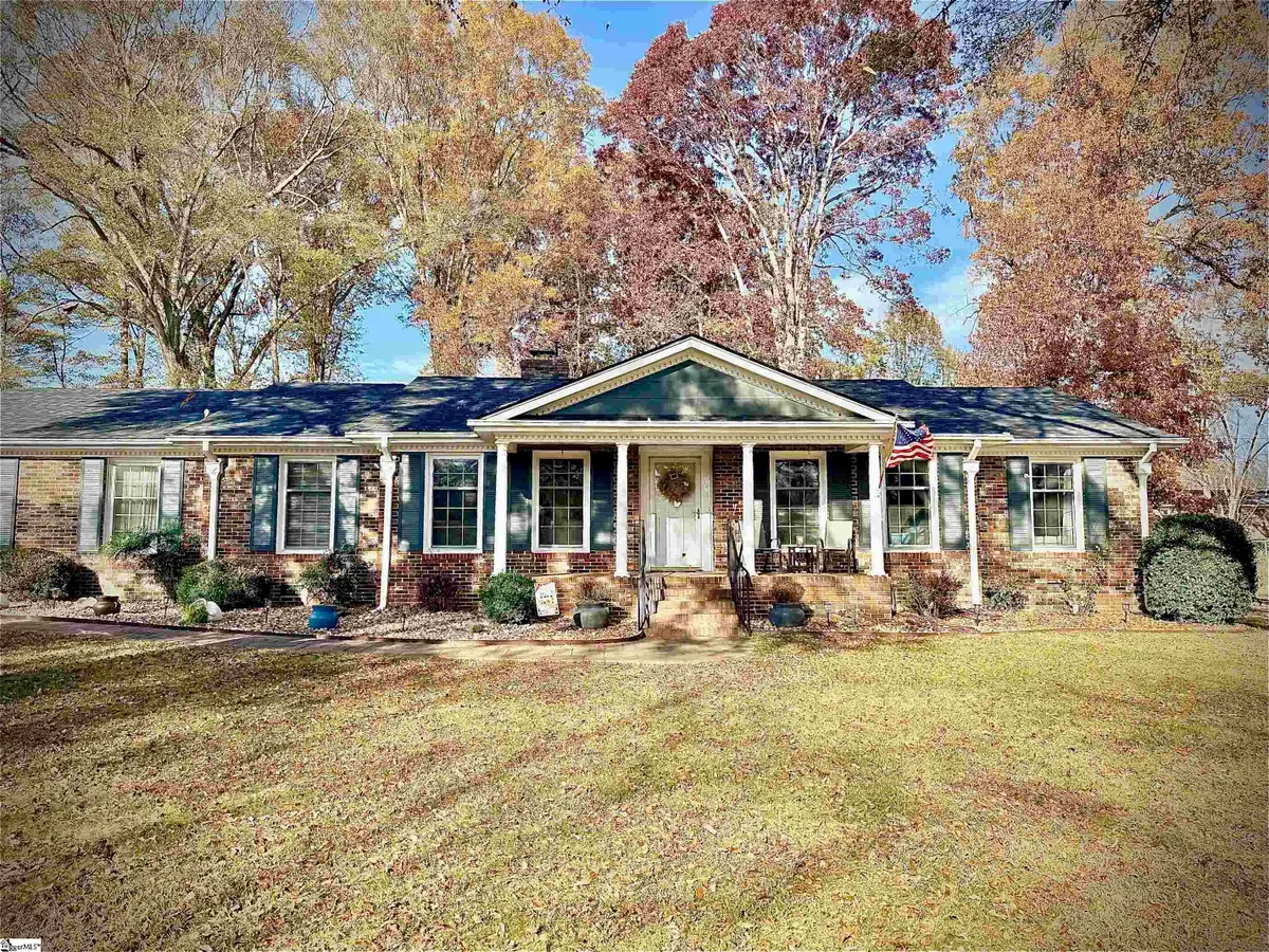 105 Hillpine Drive, Simpsonville, SC 29681 - Image #1