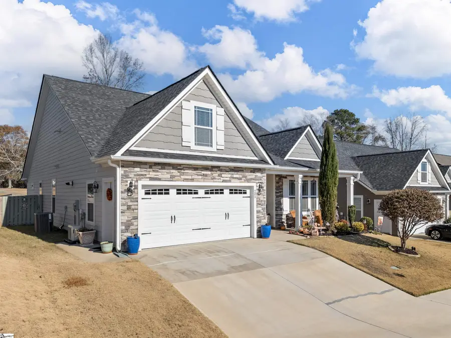205 Loxley Drive, Simpsonville, SC 29681 - Image #2