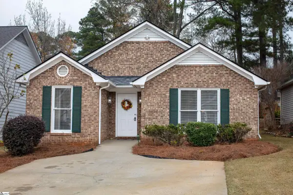 15 Honeysuckle Terrace, Spartanburg, SC 29307
