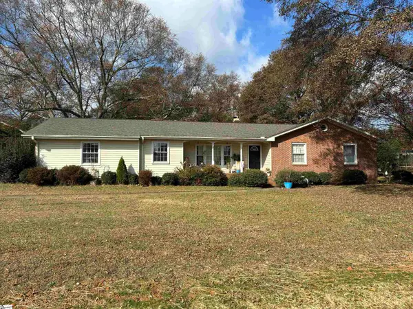 306 Thelma Drive, Mauldin, SC 29662