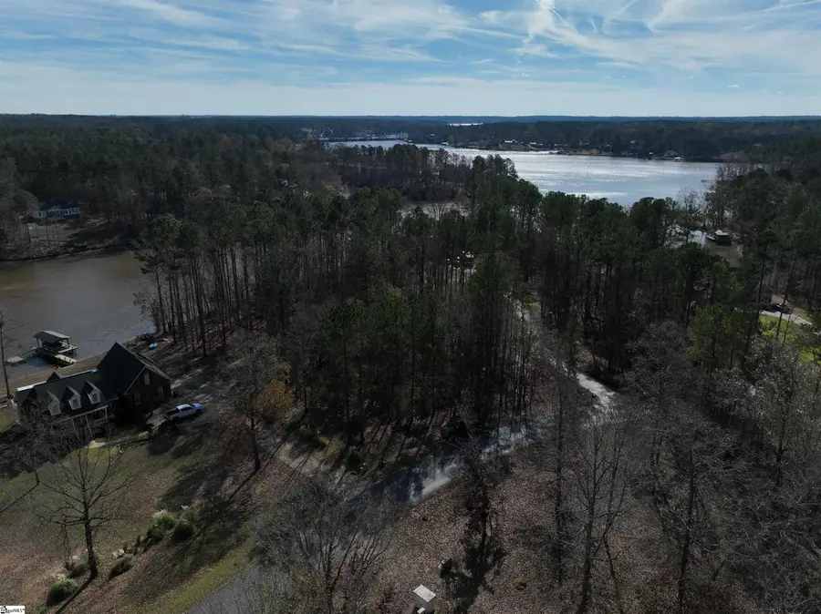 82 E Commodore Drive, Cross Hill, SC 29332 - Image #2