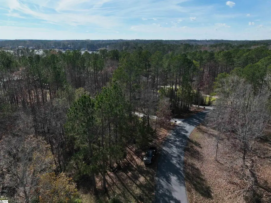 82 E Commodore Drive, Cross Hill, SC 29332 - Image #3