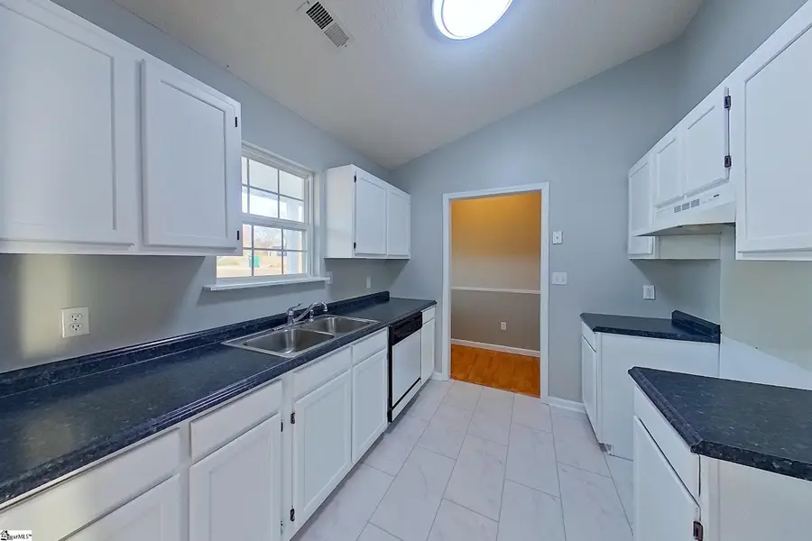 421 Mcfall Court, Moore, SC 29369 - Image #2