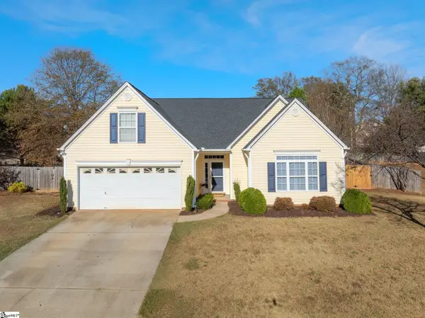 102 Goldenrain Way, Simpsonville, SC 29680