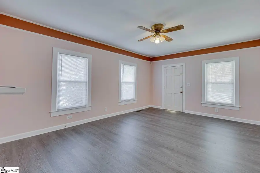 504 W Curtis Street, Simpsonville, SC 29681 - Image #2
