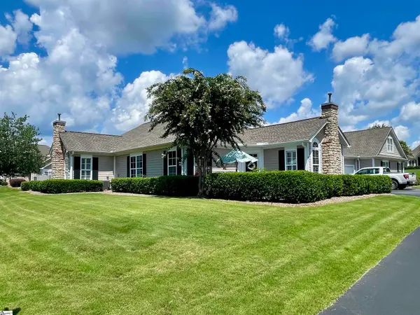 81 Fudora Circle, Simpsonville, SC 29681