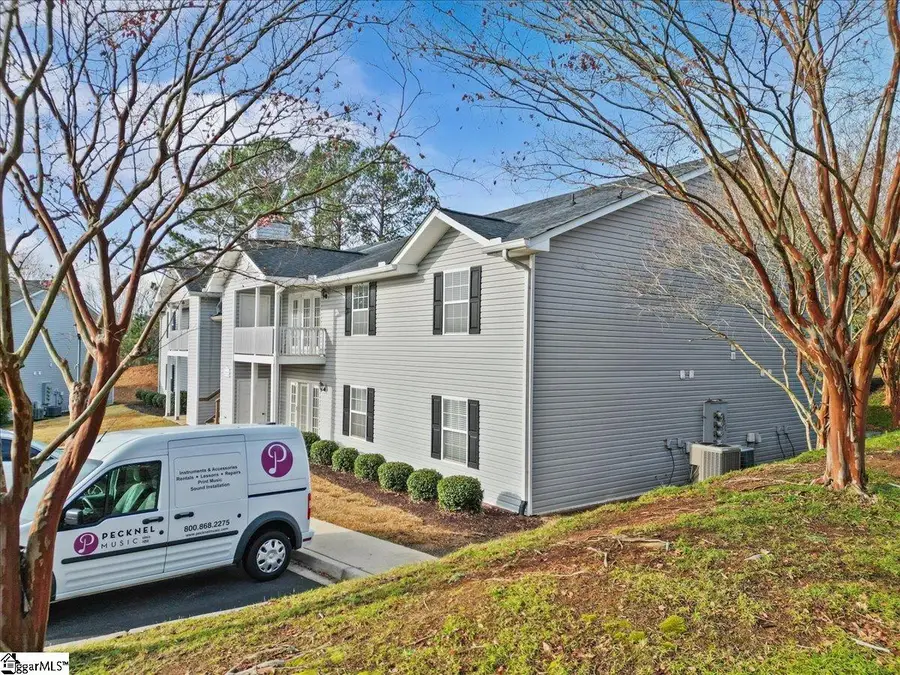 1004 Pelham Square Way, Greer, SC 29650 - Image #2
