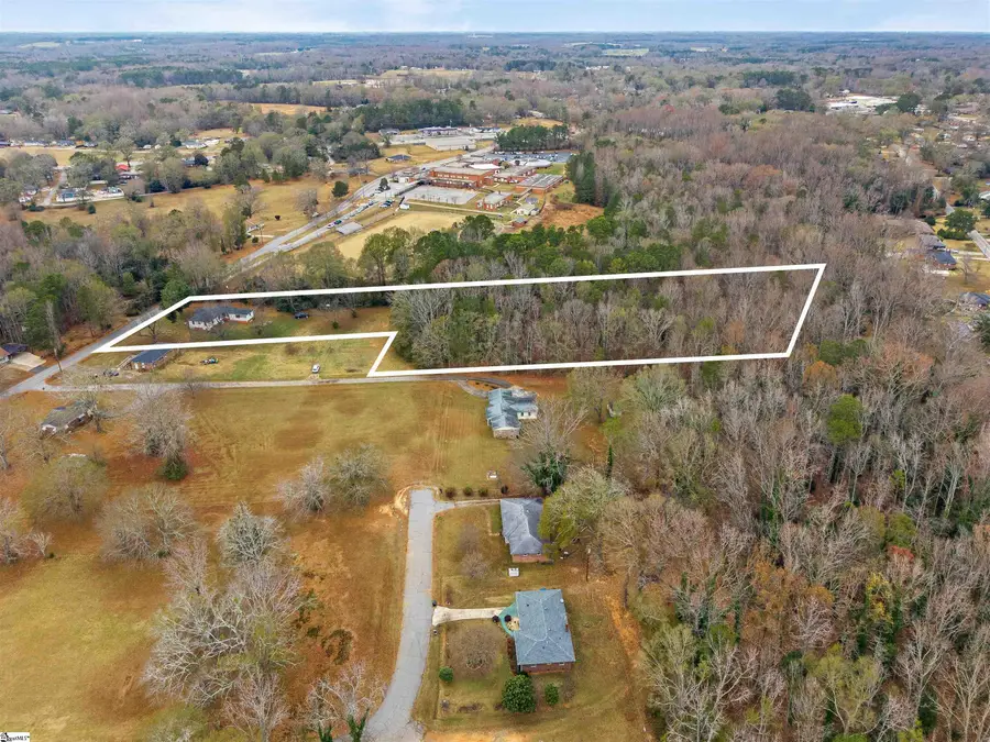 122 Cherokee Road, Belton, SC 29627 - Image #2