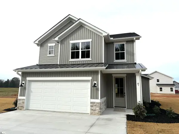 61 Henderson Road, Gray Court, SC 29645