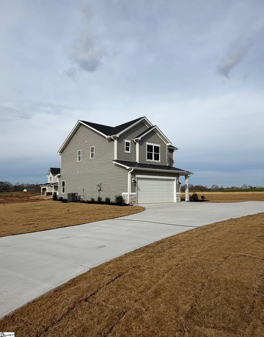 61 Henderson Road, Gray Court, SC 29645 - Image #2