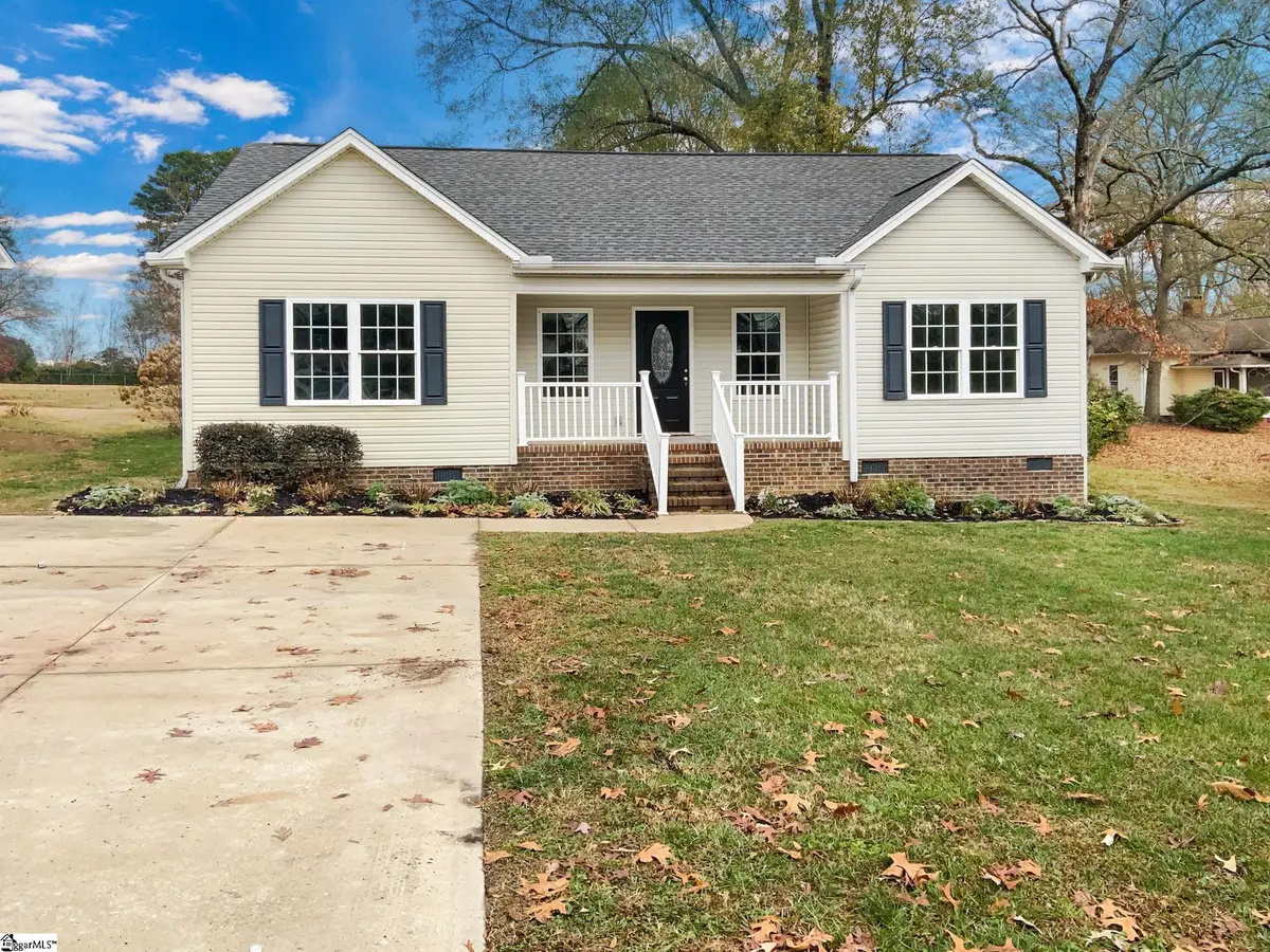 2407 E Lee Road, Taylors, SC 29687 - Image #1