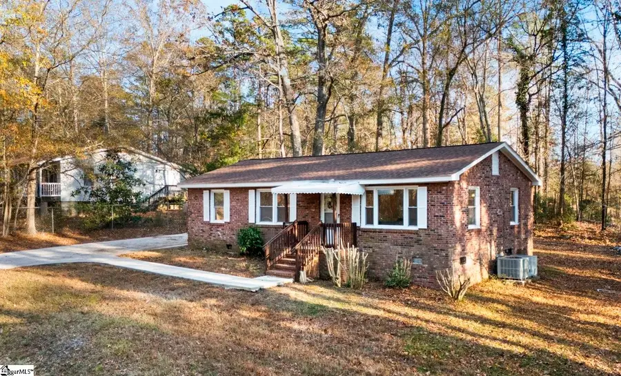 253 Law Street, Woodruff, SC 29388 - Image #2