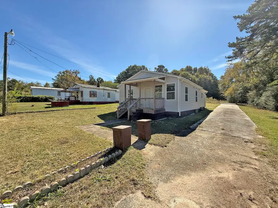 236 Blakelyville Road, Clinton, SC 29325-4424 - Image #2