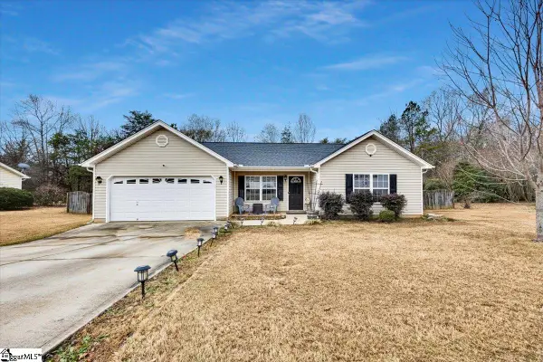 31 Laws Lane, Piedmont, SC 29673