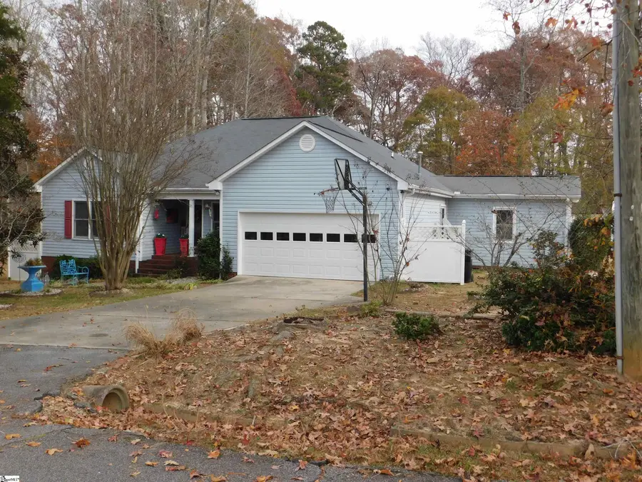 116 Bell Drive, Simpsonville, SC 29681-2901 - #3