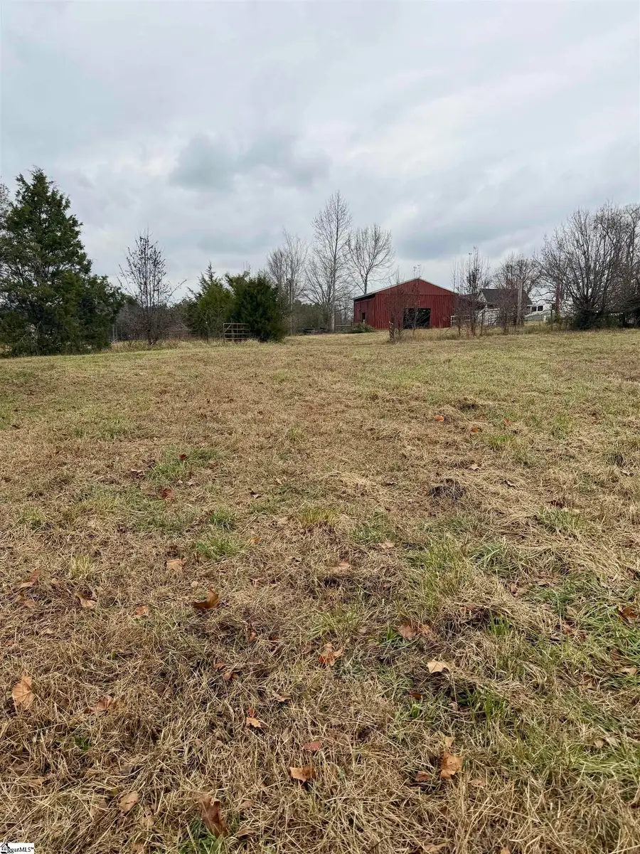 17942 101 Highway, Gray Court, SC 29645 - Image #2