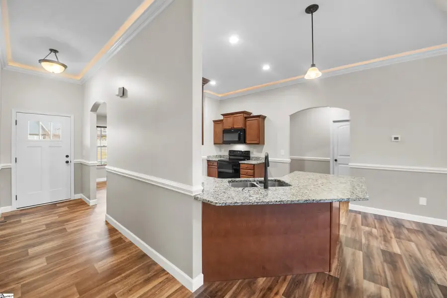 211 Daybreak Court, Wellford, SC 29385 - Image #3