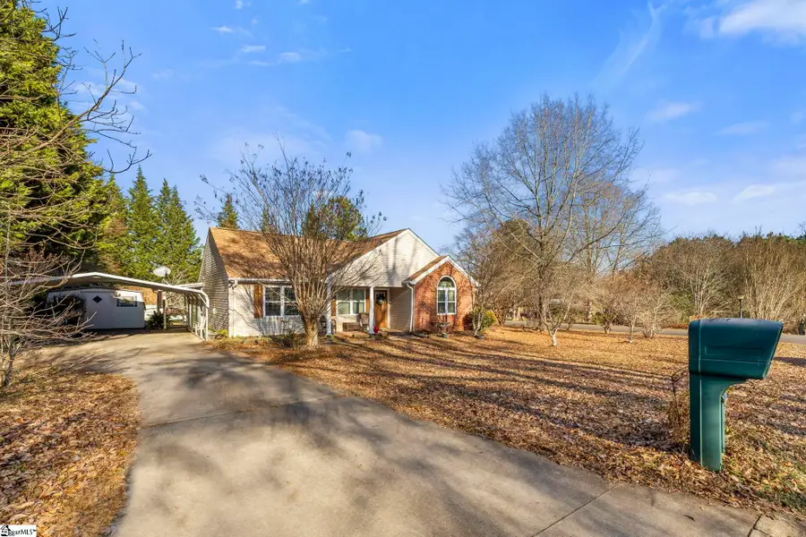 102 Merganser Court, Liberty, SC 29657 - Image #2