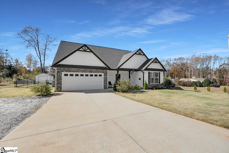 129 James Avenue, Wellford, SC 29385 - #2