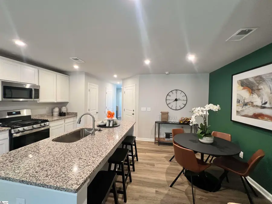 1272 Forestbrook Lane, Spartanburg, SC 29303 - Image #2