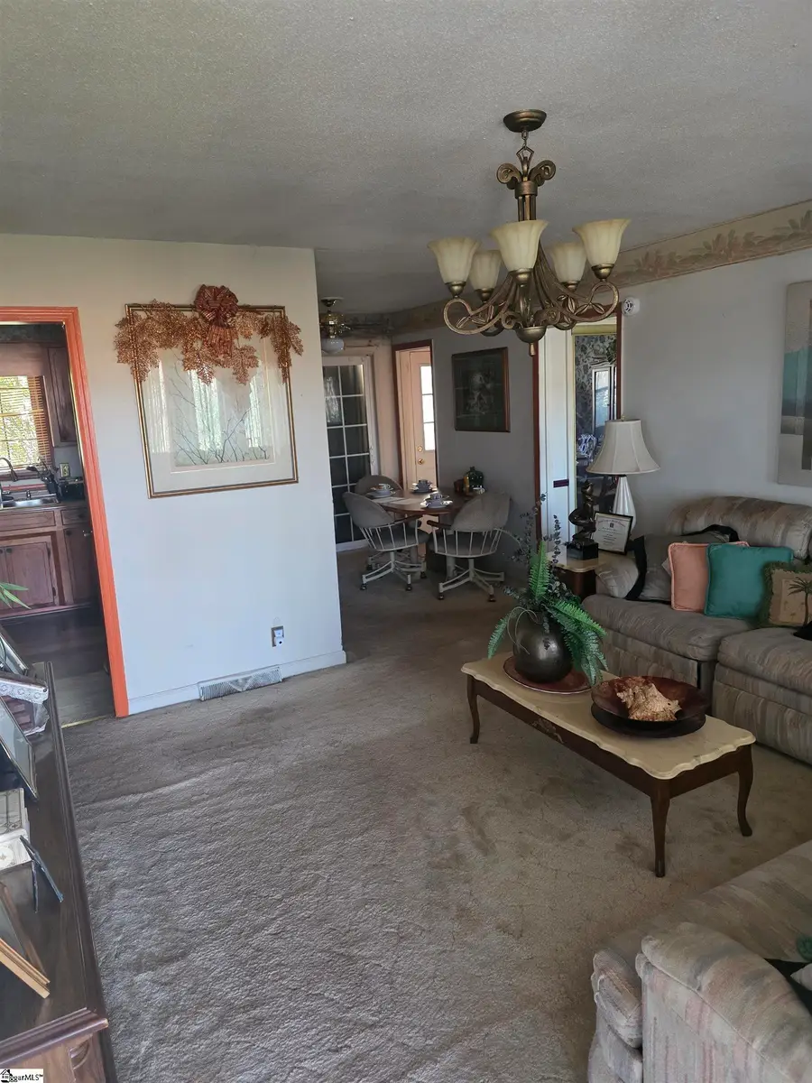 70 Snowmill Road, Woodruff, SC 29388-0722 - Image #2