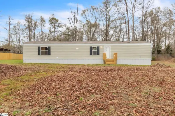 27 Windy Lane, Simpsonville, SC 29681