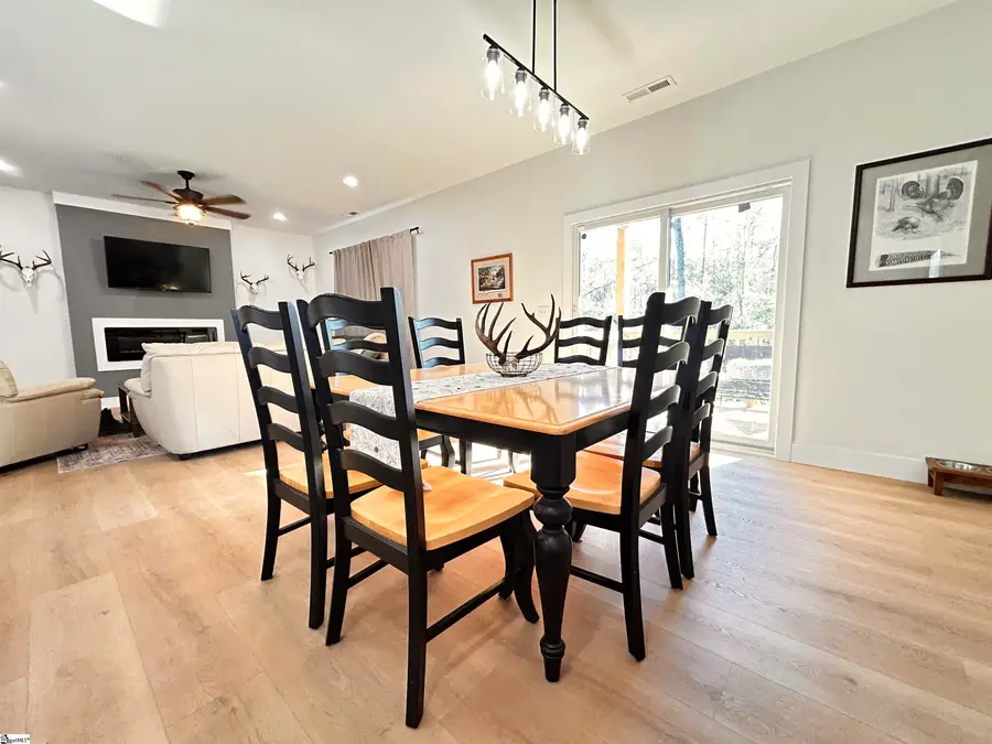 706 Carolyn Drive, Clinton, SC 29325 - Image #3