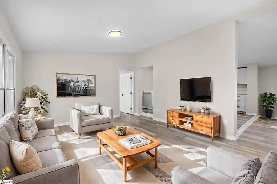 200 Country Walk Lane, Simpsonville, SC 29680 - Image #3