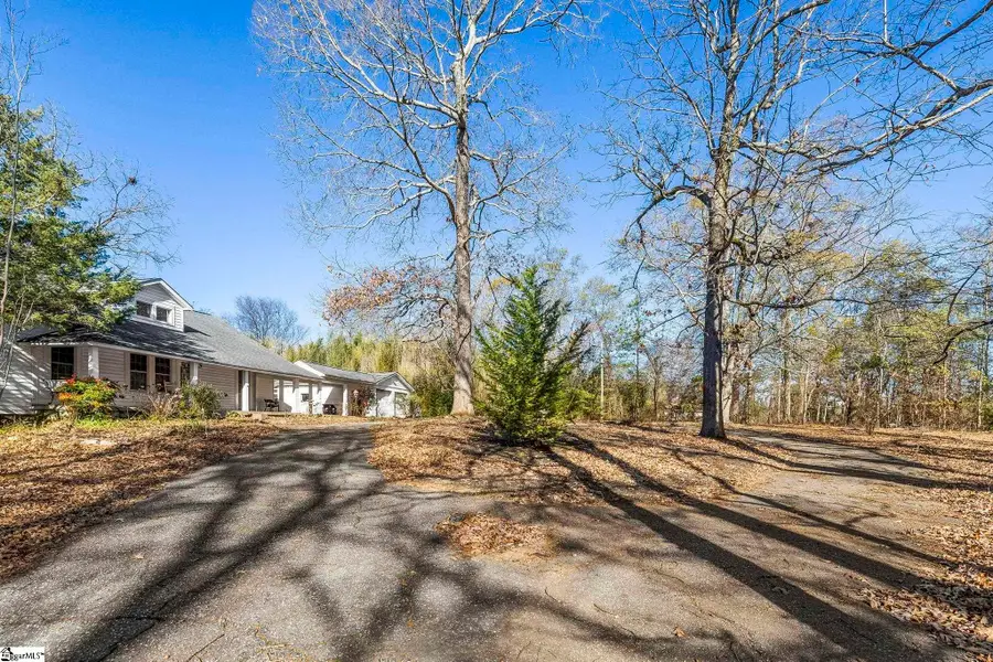 4 Huff Drive, Greenville, SC 29611 - Image #2