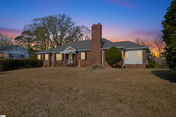 202 Greenwood Highway, Saluda, SC 29138