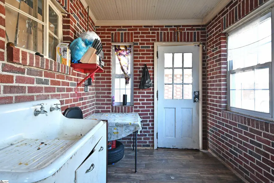 202 Greenwood Highway, Saluda, SC 29138 - Image #2