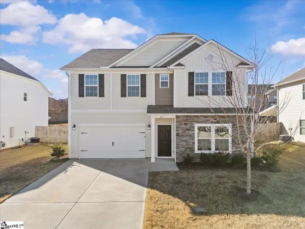 812 Camberwell Road, Simpsonville, SC 29680