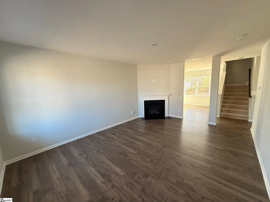 734 Liberty Walk Lane, Simpsonville, SC 29681 - Image #2