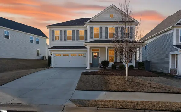 109 Woodcross Drive, Simpsonville, SC 29681