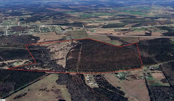 02 Seneca St Extension, Calhoun Falls, SC 29628