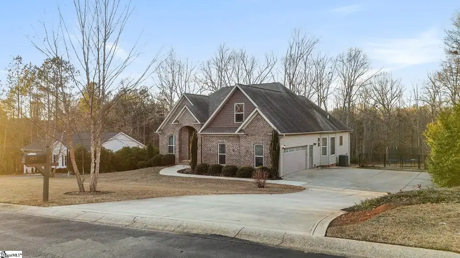 185 Victoria Drive, Inman, SC 29349 - Image #2
