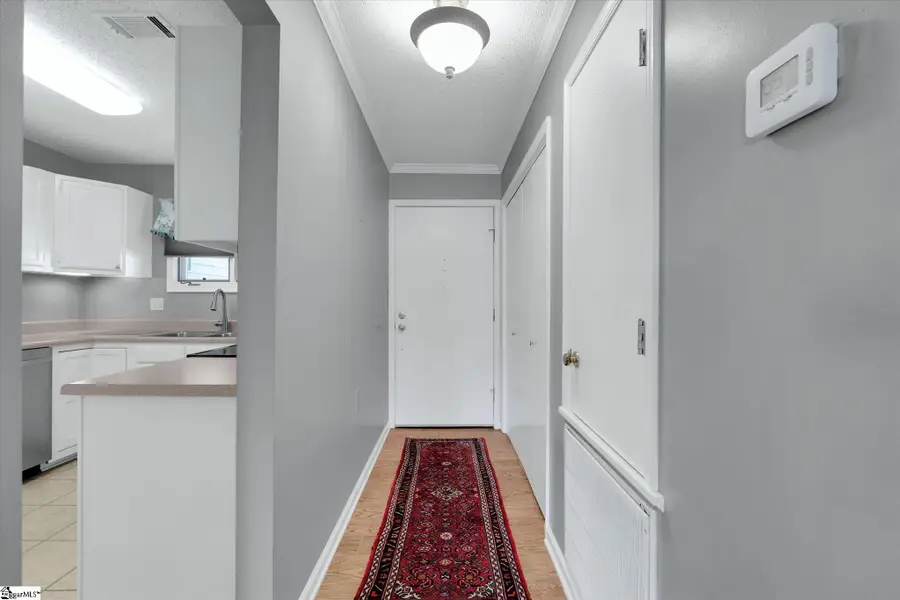 212 Lakeside Circle, Greenville, SC 29615 - Image #3