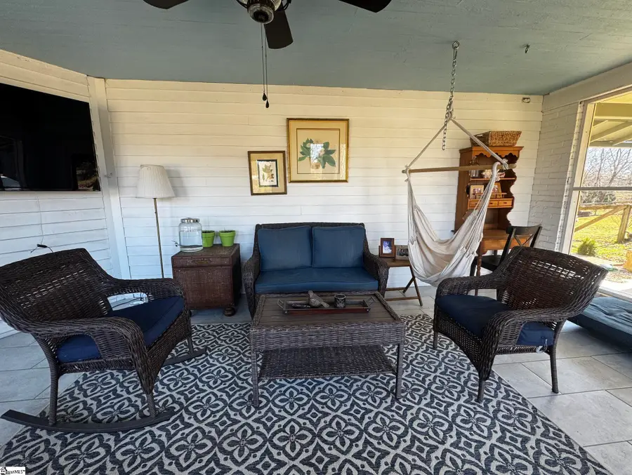 200 E Greenwood Street, Landrum, SC 29356 - Image #3