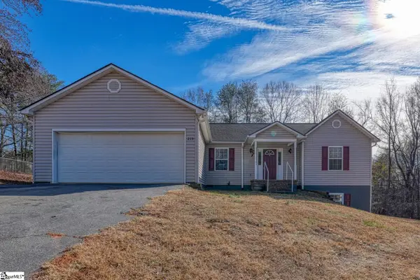 215 S Johnson Street, Landrum, SC 29356