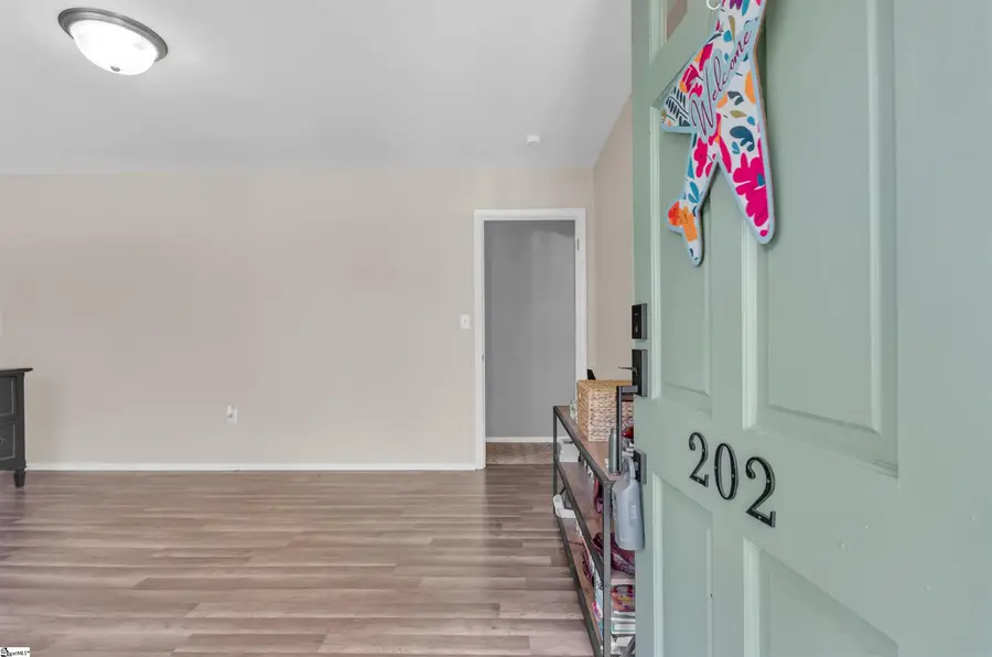 202 Hazelwood Avenue, Anderson, SC 29626 - Image #3