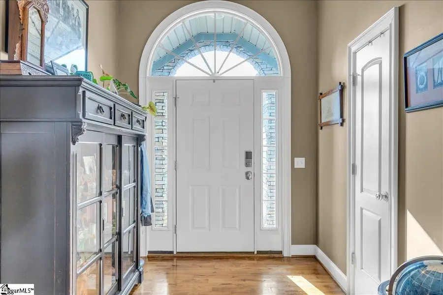 14 Manorwood Court, Simpsonville, SC 29681 - Image #3