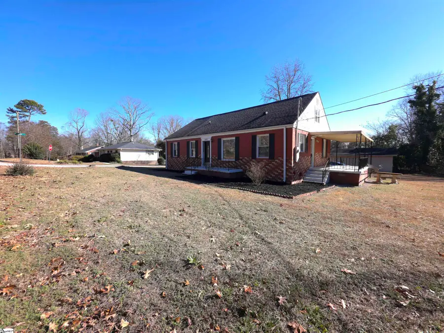 3302 Edwards Road, Taylors, SC 29687 - Image #2