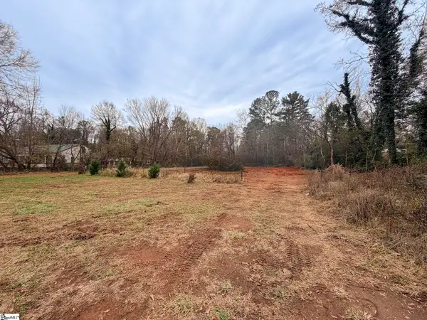 2723B Poinsett Highway, Greenville, SC 29609
