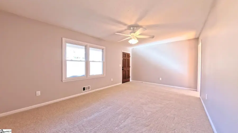 1202 Brookwood Drive, Boiling Springs, SC 29316 - Image #2