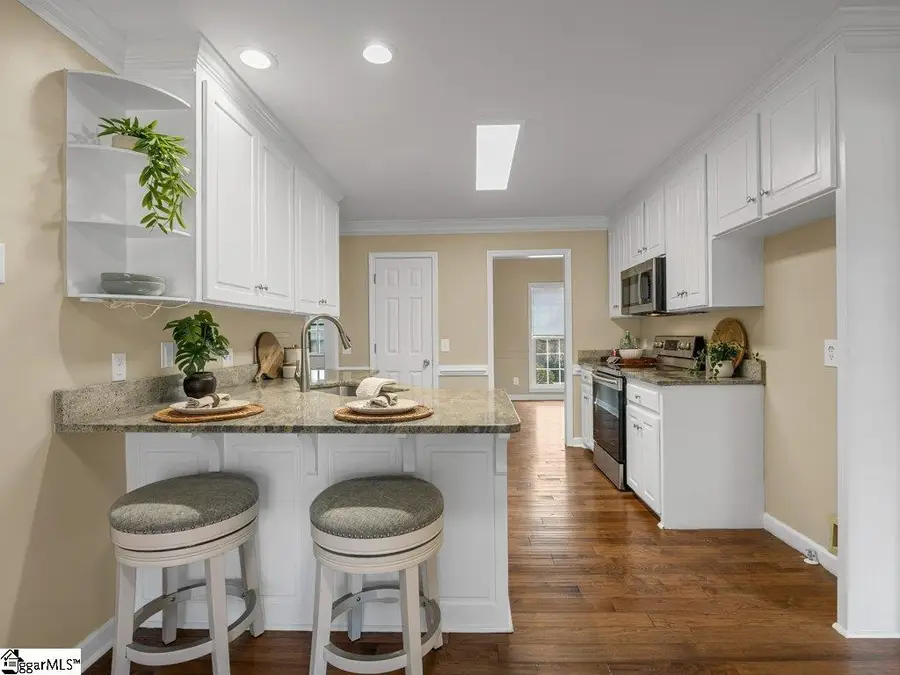 404 Grayson Drive, Moore, SC 29369 - Image #3