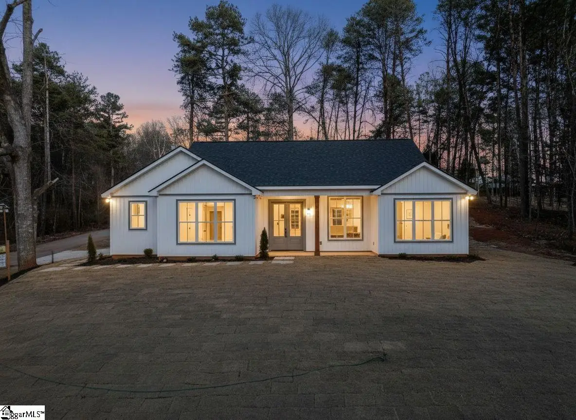 110 Oak Hill Drive, Westminster, SC 29693 - Image #1