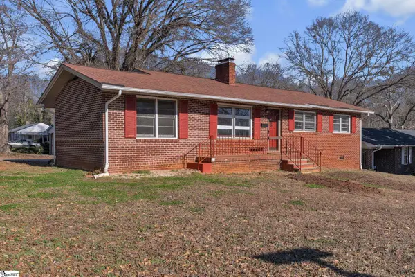 207 Woodview Avenue, Spartanburg, SC 29306