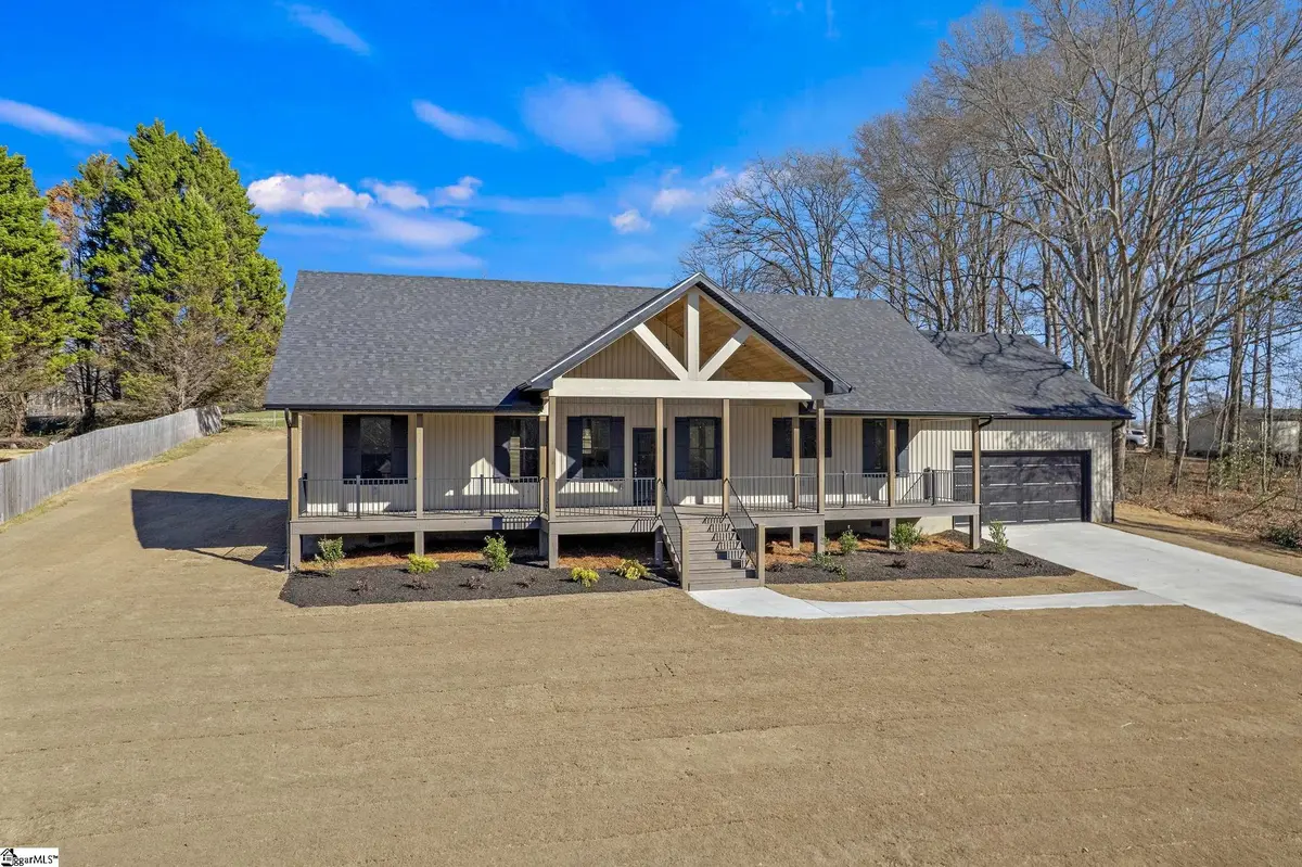 222 Lake Forest Circle, Easley, SC 29642 - Image #1