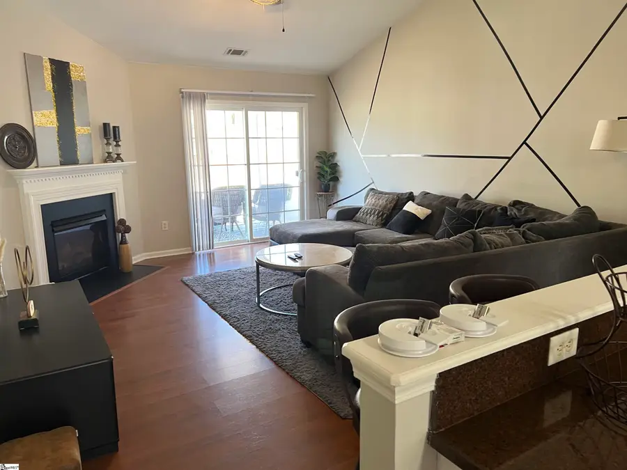 561 Cromwell Drive, Spartanburg, SC 29301 - Image #3