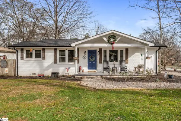 1099 S Academy Street Extension, Williamston, SC 29697-2301